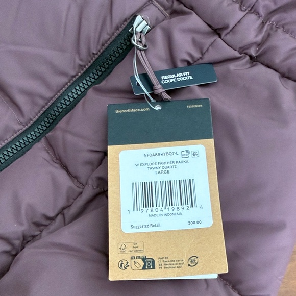 Explore Farther Parka in Tawny Quartz Large NWT - Picture 12 of 12